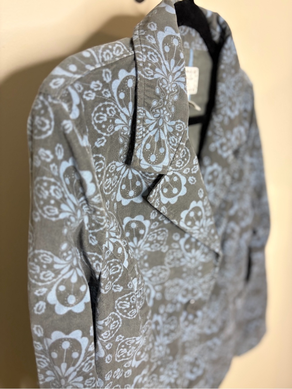 Fossil Gray Jacket with Light Blue Floral Pattern #1127